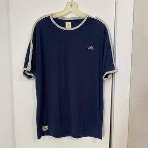 Tracksmith Strata shirt large